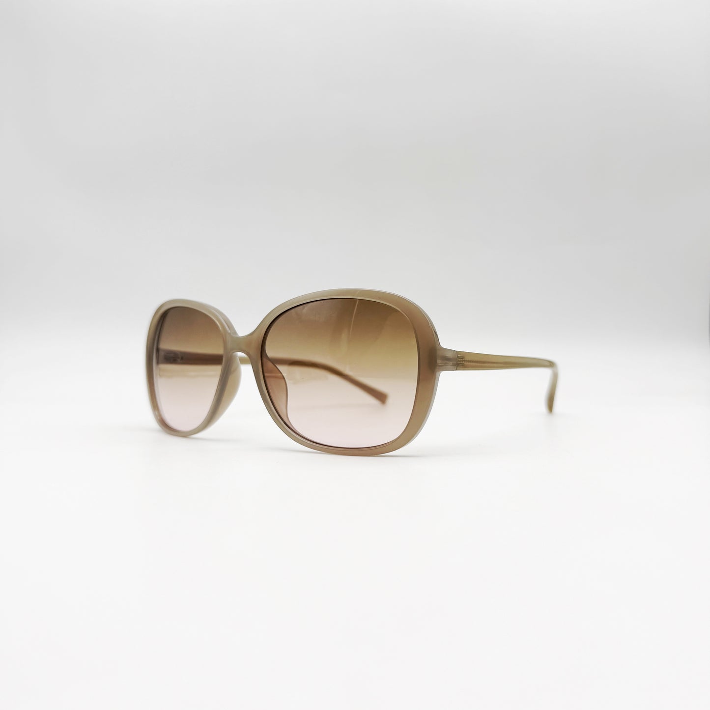 LUNOA // 184