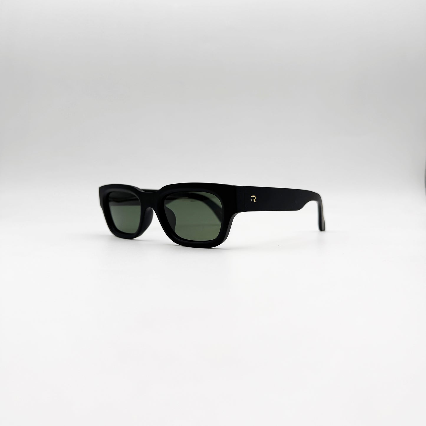 LUXE // 215