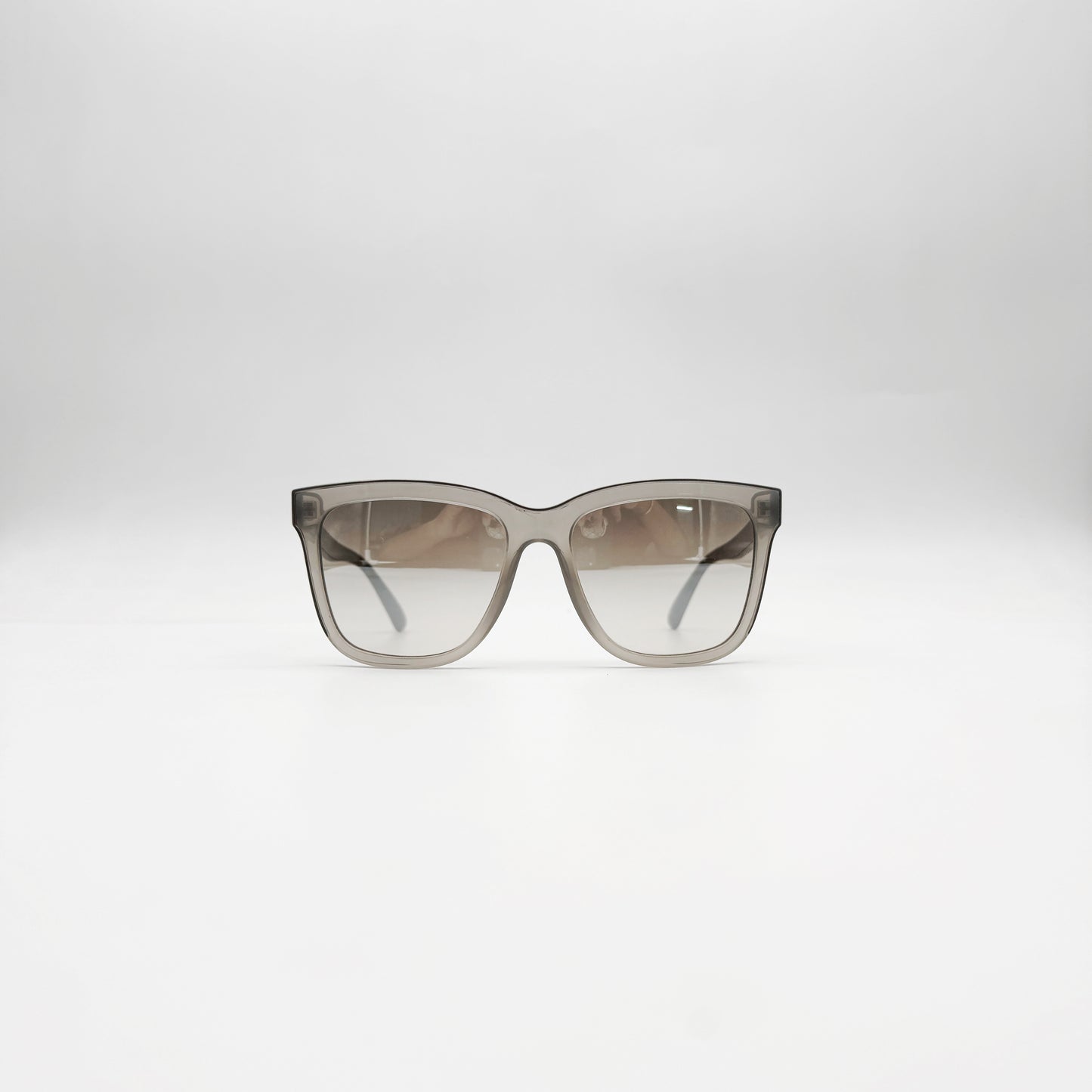 NIXO // 224