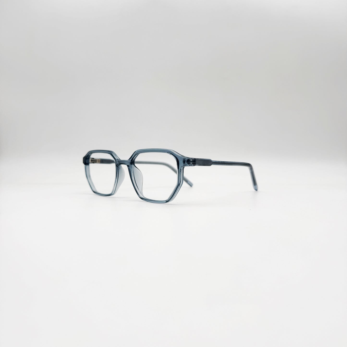 VELTRA  //  243